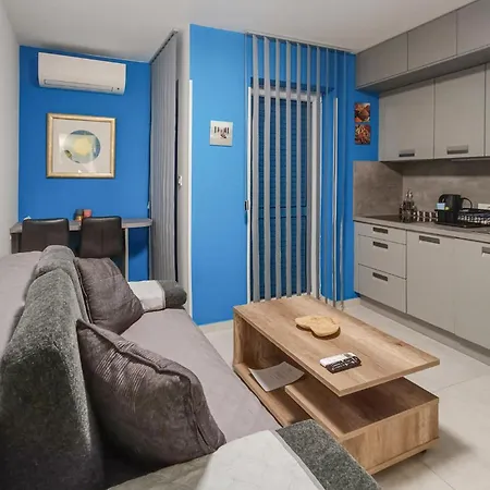 Beautiful In With Kitchen Апартаменты